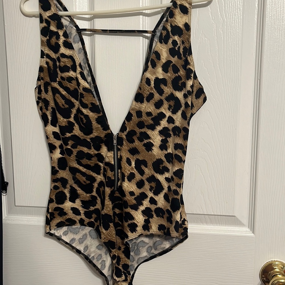 Bear-dance leopard bodysuit